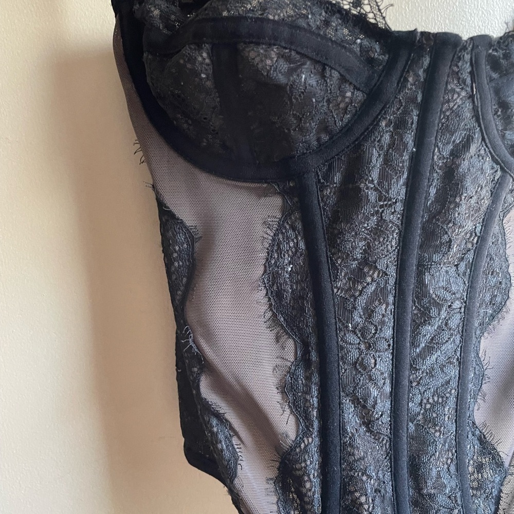 Urban outfitters out from under corset top in gray and black lace size S y2k - Picture 3 of 7